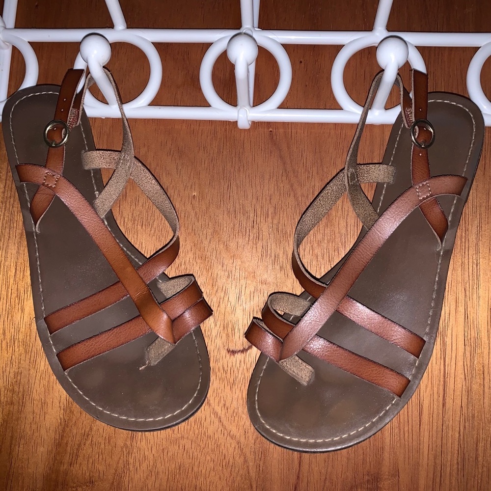 Sandles